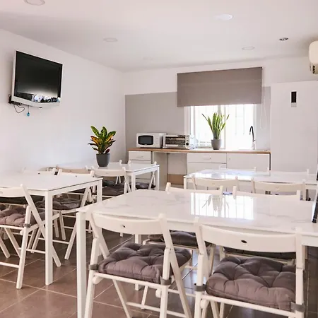 Pensjonat V Pension & Suites *