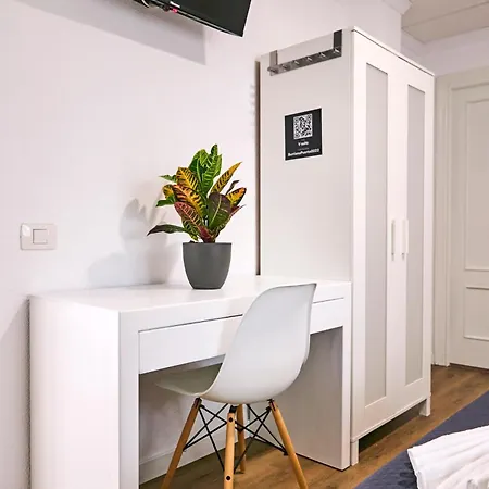 Pensjonat V Pension & Suites *