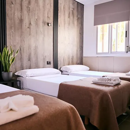 V Pension & Suites * Burriana