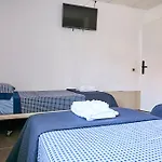 V & بيت ضيافة
