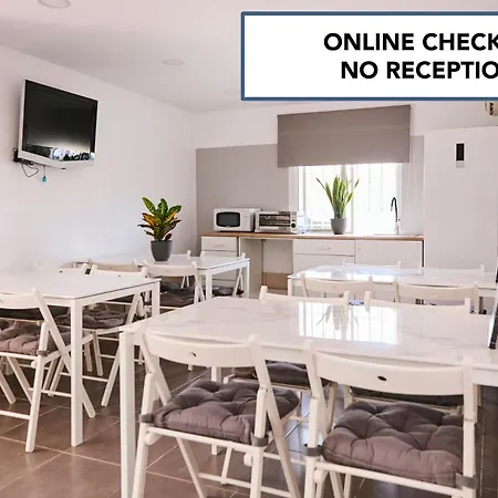 Casa de hóspedes V & *